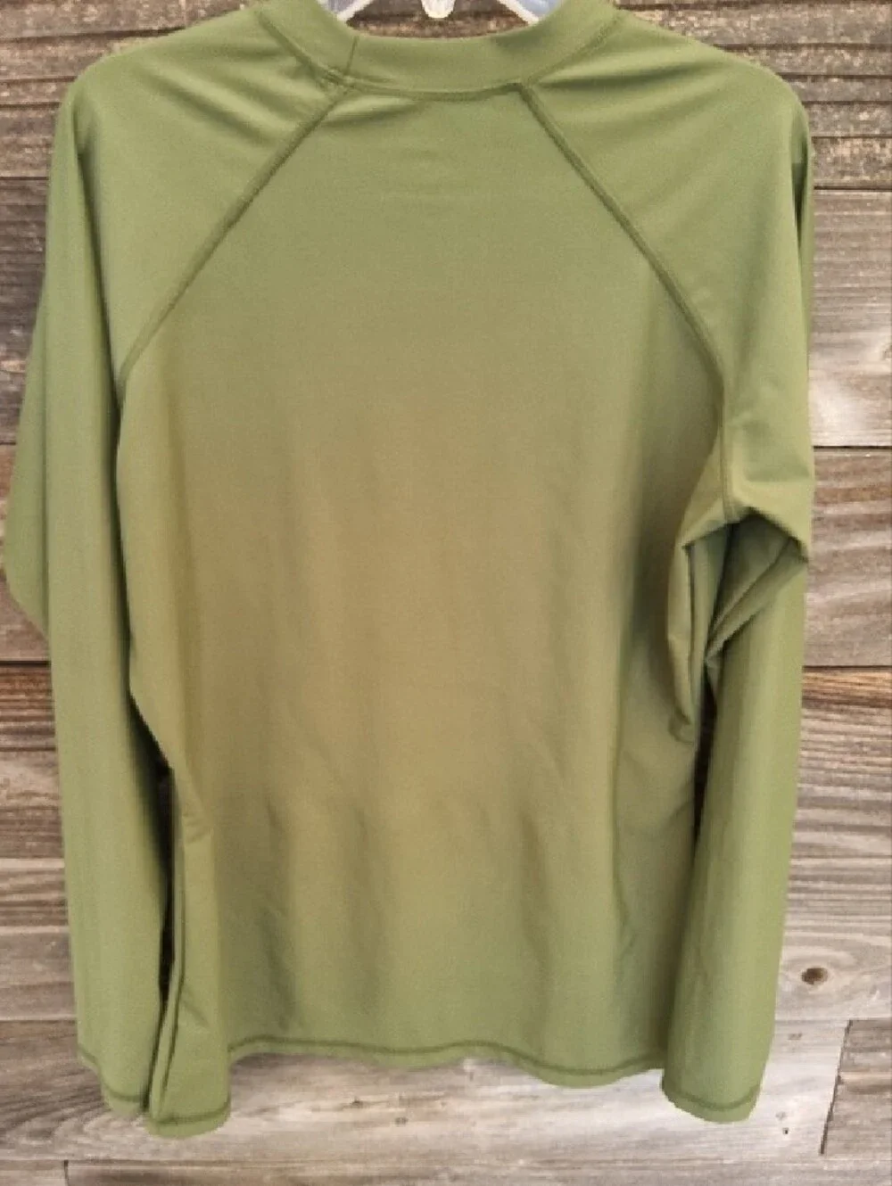 Hurley Green Rashguard Long Sleeved Size 1X - Picture 7 of 8